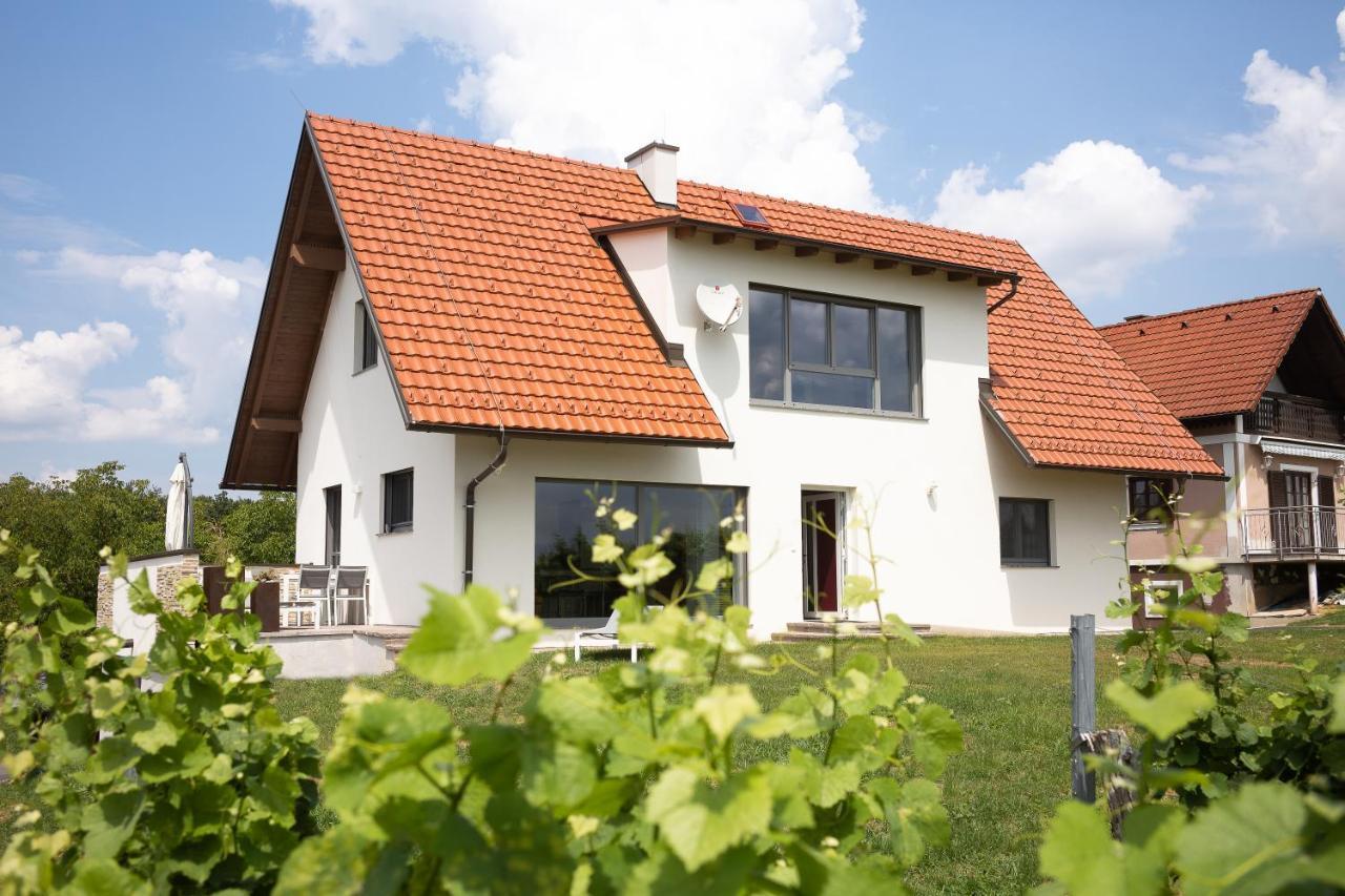 Appartement Winzerhof Familie Kloeckl à Klöch Extérieur photo