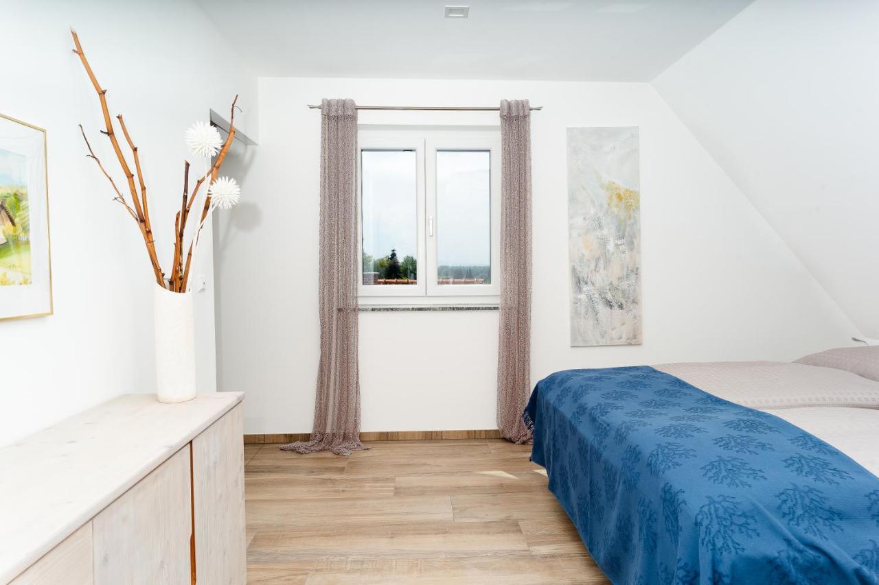 Appartement Winzerhof Familie Kloeckl à Klöch Extérieur photo