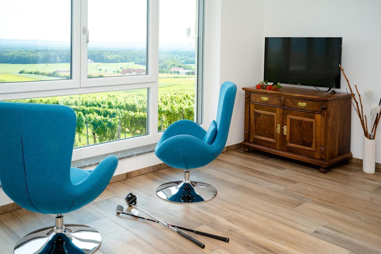 Appartement Winzerhof Familie Kloeckl à Klöch Extérieur photo